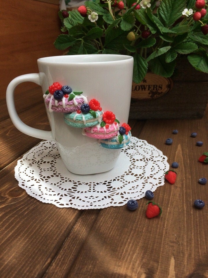 Tableware And Kitchenware | White Cup For Tea, Sweet Mug And Spoon Decor, Macaroons On A Mug, Delicious Spoon With Berries Housewares Tableware And Kitchenware